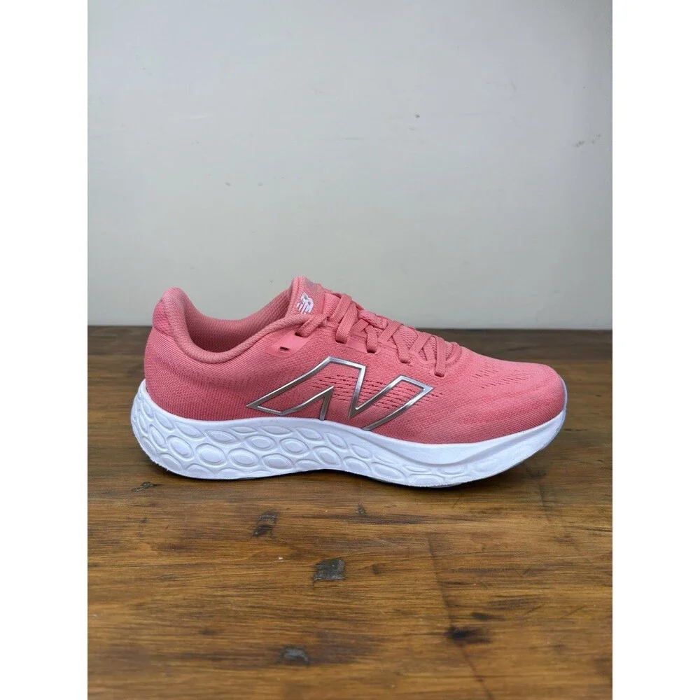 New Balance Fresh Foam 680v8 Womens Size 8.5 B Pink Coral Running Shoes Sneakers